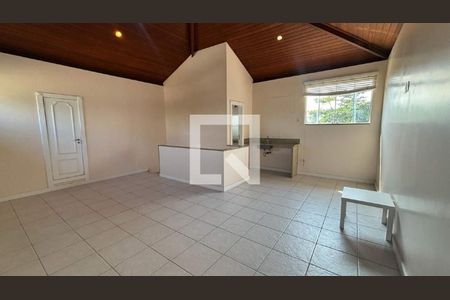Casa à venda com 4 quartos, 715m² em Barra da Tijuca, Rio de Janeiro