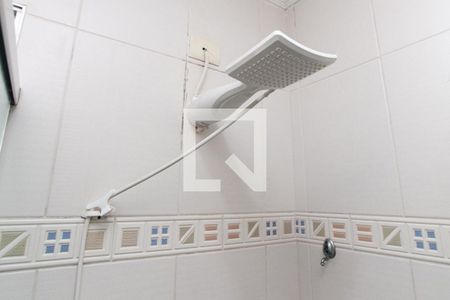 Banheiro da Suíte 1 de casa à venda com 2 quartos, 75m² em Vila Mazzei, São Paulo