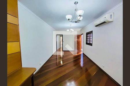 Casa à venda com 3 quartos, 202m² em Vila Floresta, Santo André