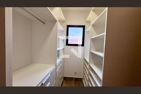 Casa à venda com 3 quartos, 235m² em Quintas do Ingaí, Barueri