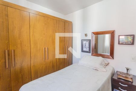 Quarto 1 de apartamento para alugar com 3 quartos, 65m² em Sagrada Família, Belo Horizonte