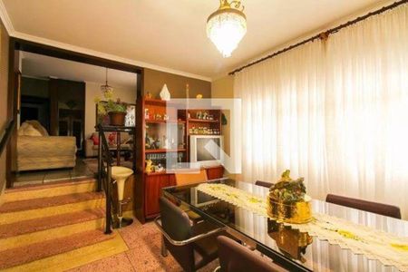 Casa à venda com 3 quartos, 194m² em Vila Matilde, São Paulo
