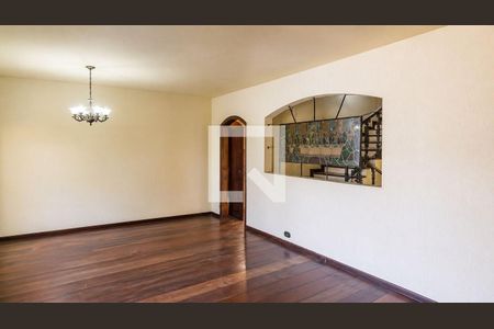 Casa à venda com 4 quartos, 385m² em Residencial Cinco (Alphaville), Santana de Parnaíba
