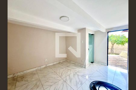 Quarto Suíte de casa para alugar com 4 quartos, 490m² em Glória, Belo Horizonte