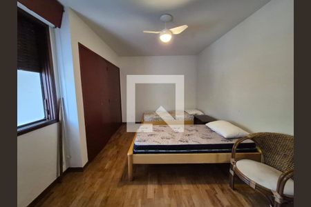 Casa à venda com 3 quartos, 235m² em Vila Madalena, São Paulo