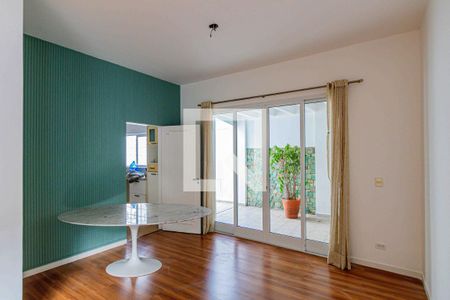 Casa para alugar com 4 quartos, 240m² em Lapa, São Paulo