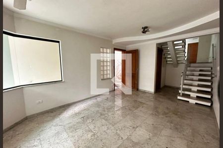Casa para alugar com 3 quartos, 240m² em Vila Regente Feijó, São Paulo