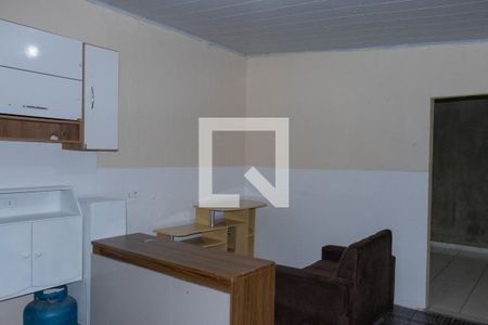 Sala/Cozinha de casa para alugar com 1 quarto, 50m² em Fazenda da Juta, São Paulo