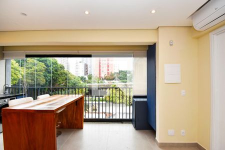 Sala de kitnet/studio para alugar com 1 quarto, 38m² em Pinheiros, São Paulo