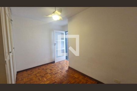 Casa à venda com 3 quartos, 221m² em Chácara Monte Alegre, São Paulo