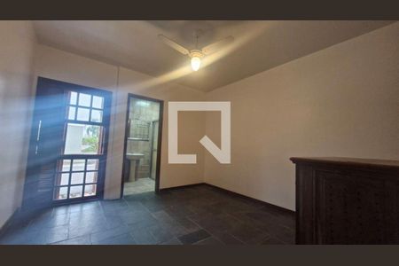 Casa à venda com 3 quartos, 221m² em Chácara Monte Alegre, São Paulo