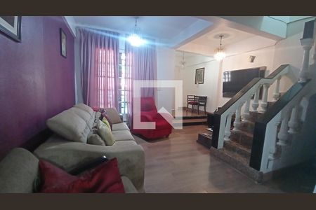 Sala de casa de condomínio à venda com 3 quartos, 100m² em Espírito Santo, Porto Alegre