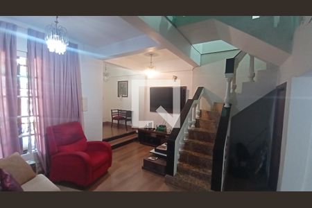 Sala de casa de condomínio à venda com 3 quartos, 100m² em Espírito Santo, Porto Alegre