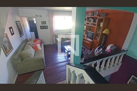 Sala de casa de condomínio à venda com 3 quartos, 100m² em Espírito Santo, Porto Alegre