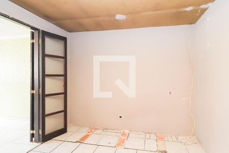 Quarto 1 de casa para alugar com 2 quartos, 90m² em Parque Guaianazes, São Paulo