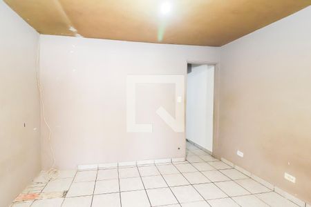 Quarto 1 de casa para alugar com 2 quartos, 90m² em Parque Guaianazes, São Paulo