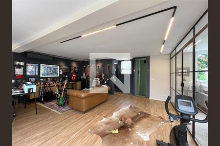 Casa à venda com 4 quartos, 366m² em Santo Amaro, São Paulo