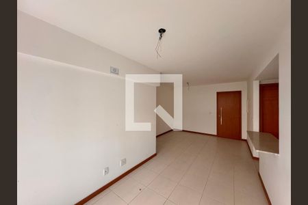 Sala de apartamento à venda com 2 quartos, 99m² em Recreio dos Bandeirantes, Rio de Janeiro