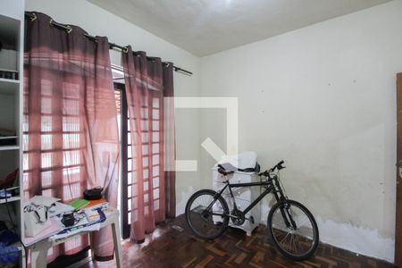 Sala de casa à venda com 2 quartos, 360m² em Santa Monica, Belo Horizonte