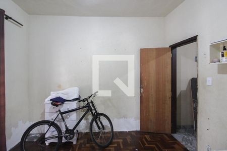 Sala de casa à venda com 2 quartos, 360m² em Santa Monica, Belo Horizonte