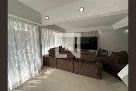 Sala de casa de condomínio para alugar com 4 quartos, 348m² em Residencial Tres (alphaville), Santana de Parnaíba