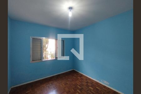 Quarto  de casa à venda com 2 quartos, 100m² em Vila Liviero, São Paulo