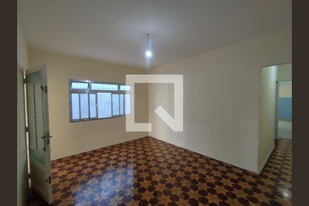 Sala  de casa à venda com 2 quartos, 100m² em Vila Liviero, São Paulo