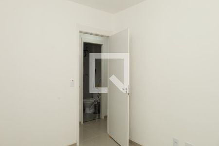 Quarto 2 de casa de condomínio para alugar com 2 quartos, 48m² em Jardim Robru, São Paulo