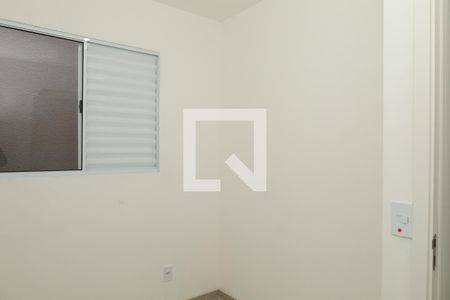 Quarto 1 de casa de condomínio para alugar com 2 quartos, 48m² em Jardim Robru, São Paulo
