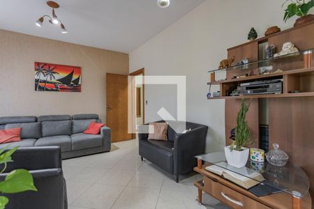 Sala de casa à venda com 3 quartos, 204m² em Rubem Berta, Porto Alegre