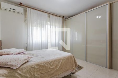 Suíte de casa à venda com 3 quartos, 204m² em Rubem Berta, Porto Alegre