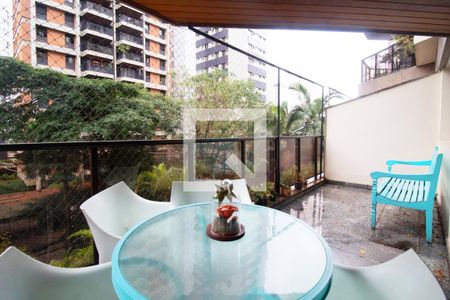 Apartamento para alugar com 4 quartos, 217m² em Paraíso, São Paulo