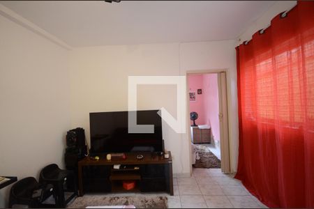 Sala de casa para alugar com 2 quartos, 120m² em Jardim Bandeirantes (zona Norte), São Paulo
