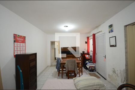 Quarto 2 de casa para alugar com 2 quartos, 120m² em Jardim Bandeirantes (zona Norte), São Paulo