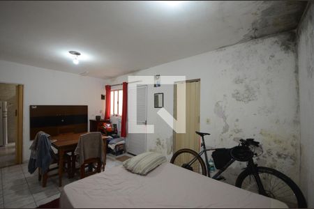 Quarto 2 de casa para alugar com 2 quartos, 120m² em Jardim Bandeirantes (zona Norte), São Paulo