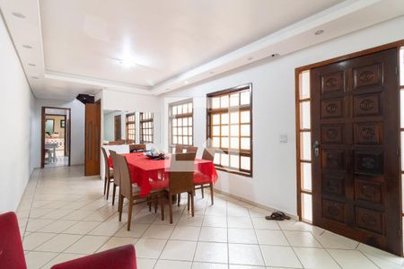 Sala de casa à venda com 3 quartos, 180m² em Ferreira, São Paulo