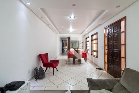 Sala de casa à venda com 3 quartos, 180m² em Ferreira, São Paulo