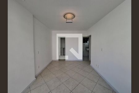 Suíte  de apartamento para alugar com 2 quartos, 89m² em Flamengo, Rio de Janeiro