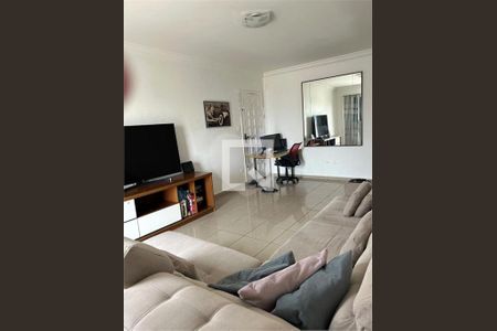 Casa à venda com 3 quartos, 164m² em Vila Paiva, São Paulo