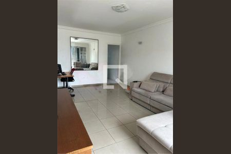 Casa à venda com 3 quartos, 164m² em Vila Paiva, São Paulo