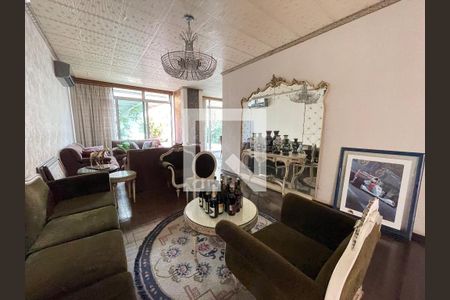 Sala de Estar de casa à venda com 4 quartos, 390m² em Vila Pirajussara, São Paulo