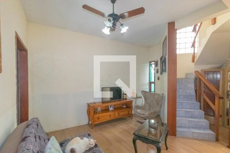 Casa à venda com 3 quartos, 86m² em São José, Canoas
