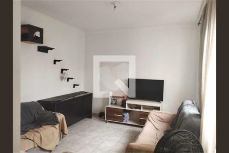 Casa à venda com 4 quartos, 203m² em Parque Peruche, São Paulo