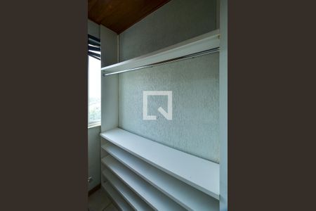 Closet Suíte de apartamento à venda com 4 quartos, 263m² em Pirajá, Belo Horizonte
