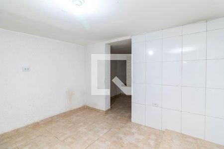 Sala e Cozinha de casa para alugar com 1 quarto, 30m² em Vila Romero, São Paulo