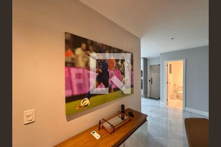 Sala de casa de condomínio para alugar com 4 quartos, 450m² em Recreio dos Bandeirantes, Rio de Janeiro