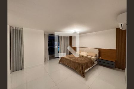 Suíte 1 de casa de condomínio para alugar com 4 quartos, 450m² em Recreio dos Bandeirantes, Rio de Janeiro