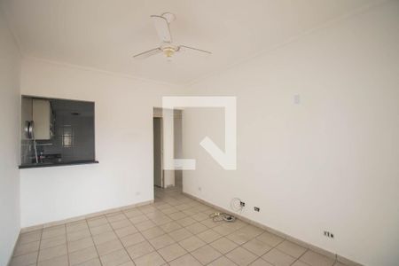 Sala de casa de condomínio para alugar com 2 quartos, 78m² em Tribobó, São Gonçalo