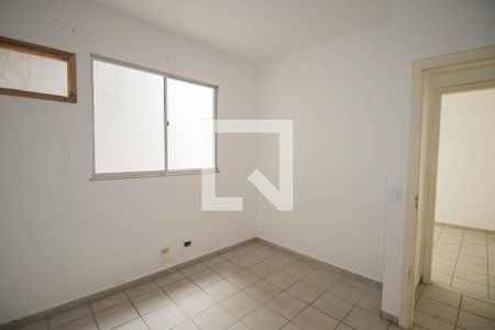 Quarto 2 de casa de condomínio para alugar com 2 quartos, 78m² em Tribobó, São Gonçalo