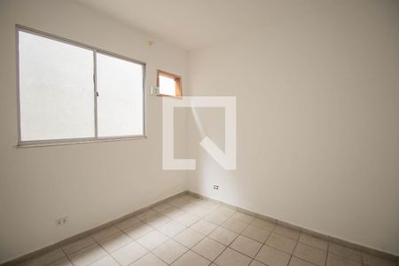 Quarto 1 de casa de condomínio para alugar com 2 quartos, 78m² em Tribobó, São Gonçalo